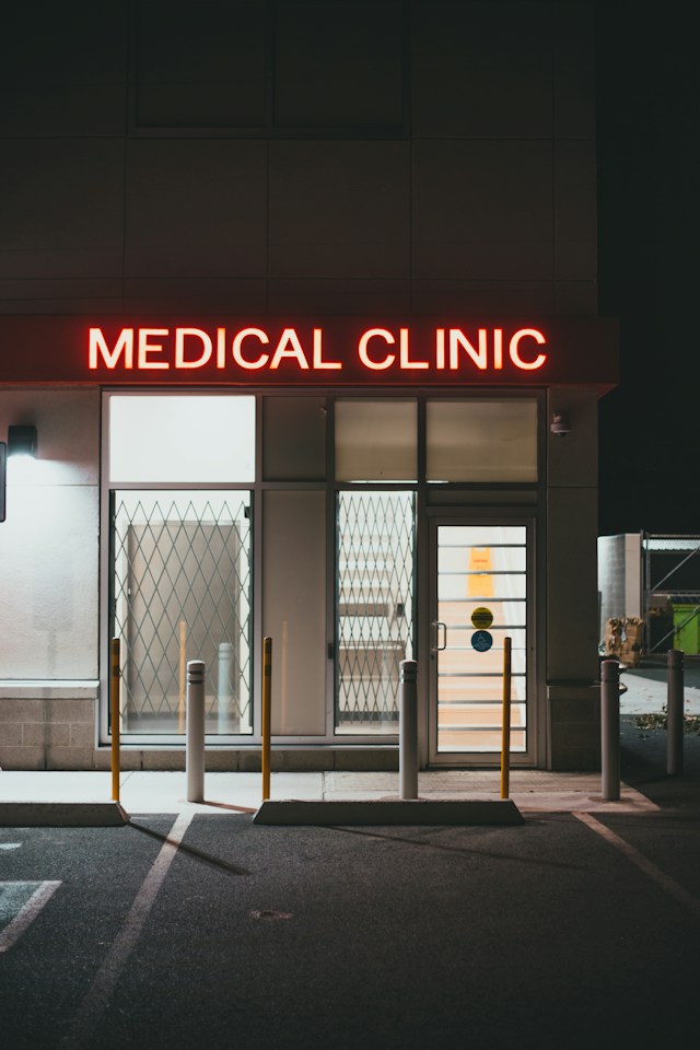 Clinic Renovation Singapore Designing a Healthcare Space Around Both Patients and Staff